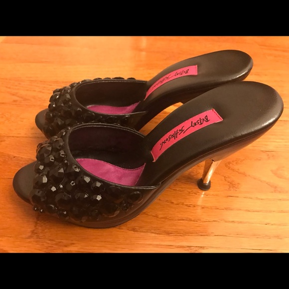 Betsey Johnson sandal - Picture 3 of 8